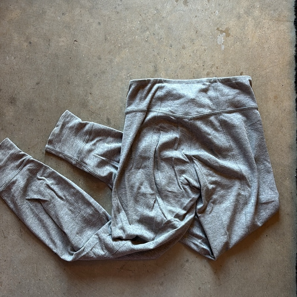 Lululemon joggers soft grey 4 - Picture 5 of 5